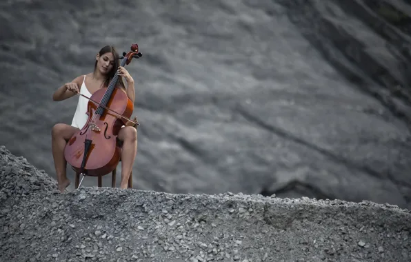 Picture girl, music, cello