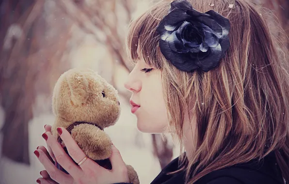 Picture winter, flower, girl, snow, mood, toy, kiss, bear, mood