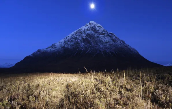 Picture field, grass, night, the moon, mountain