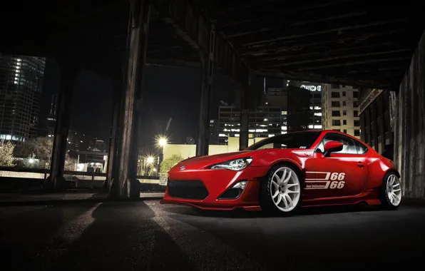 Picture the city, red, Toyota, front, GT 86