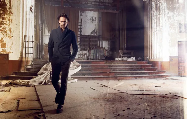 Picture scene, actor, male, jacket, abandoned, Tom Hiddleston, Tom Hiddleston