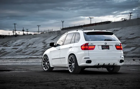 Picture white, the sky, BMW, BMW, white, the rear part, crossover