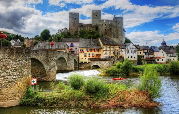 Picture the sky, grass, clouds, bridge, river, people, castle, boat, tower, home, Germany, hill, Runkel