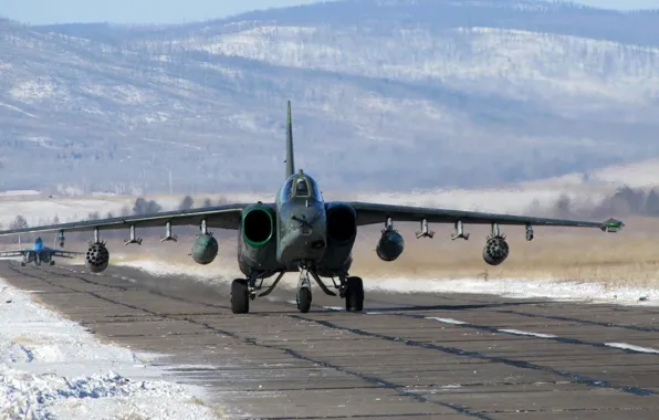 Picture the airfield, the MiG-29, Rook, Su-25, Frogfoot, Soviet/Russian armored subsonic attack aircraft