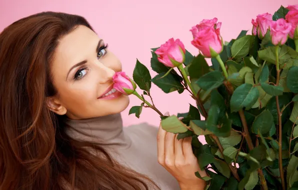 Picture girl, flowers, smile, roses, bouquet, brunette
