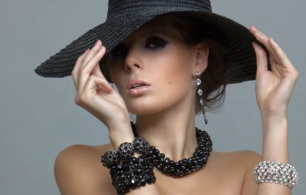 Picture look, style, model, hat, earrings, necklace, shoulders