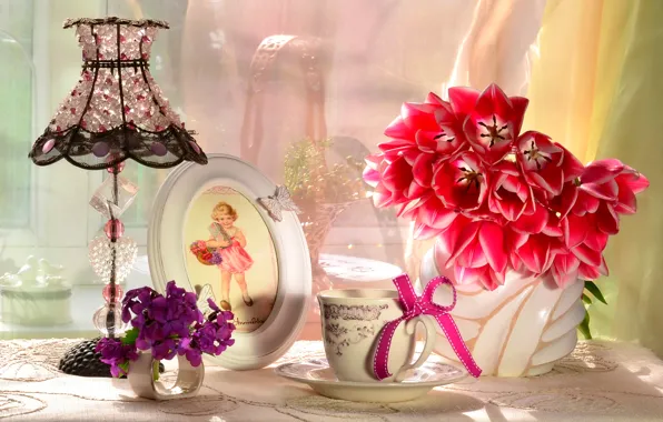 Picture flowers, lamp, bouquet, frame, girl, Cup, tulips, bow, lampshade
