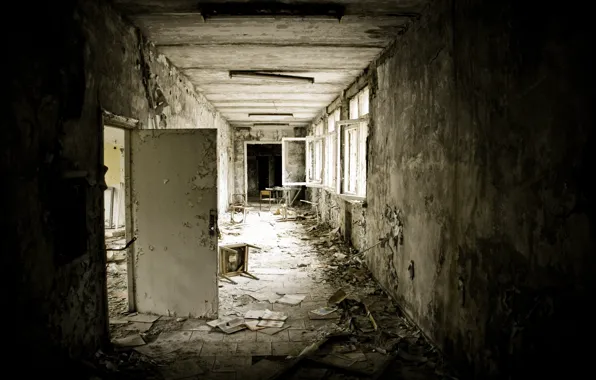 Picture the building, Windows, the door, chair, Pripyat