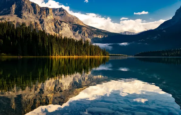 Picture forest, mountains, lake, Canada