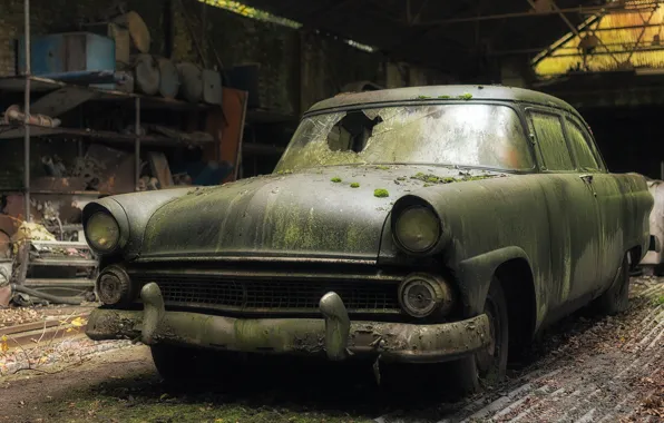 Picture Ford, abandoned, Fairlane