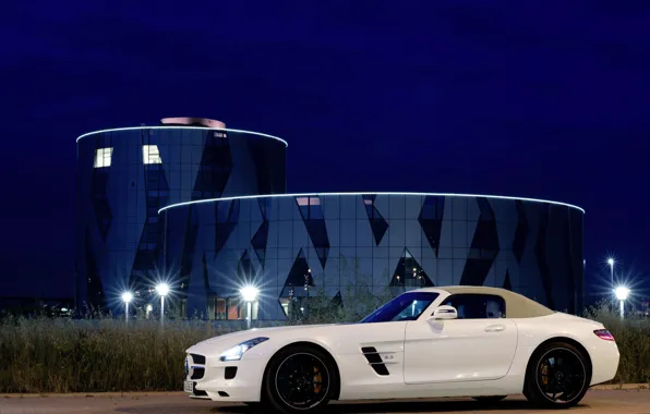 Picture landscape, night, the building, Roadster, Mercedes-Benz, AMG, SLS, Mercedes-Benz