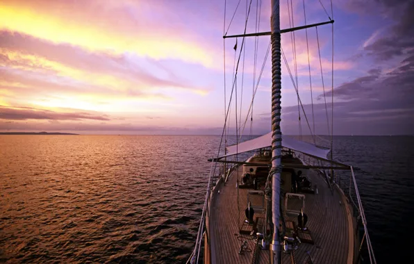 Picture sea, the way, the evening, yacht