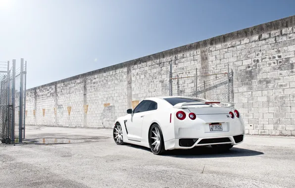Picture white, the sky, the sun, wall, mesh, tuning, the fence, puddle, GTR, Nissan, Nissan, tuning, …