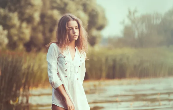 Picture shirt, legs, in the water, Kseniya Kokoreva
