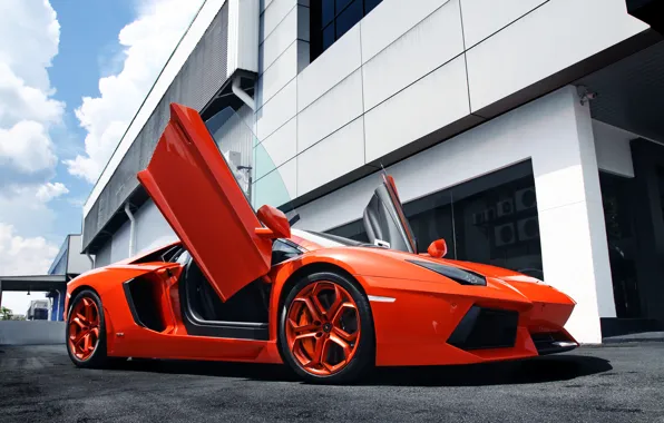 Picture the sky, orange, the building, Lamborghini, supercar, supercar, sky, orange, aventador, Lamborghini, aventador, building