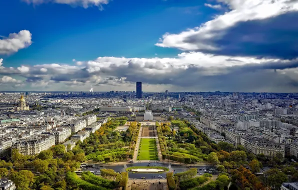 Picture clouds, France, Paris, panorama