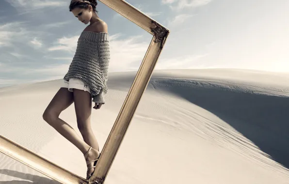 Picture girl, sand, women, blonde, Desert, frame