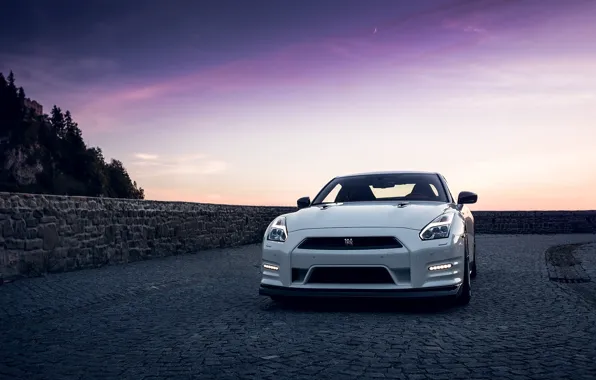 Picture GTR, Moon, Nissan, Sky, Front, Mountain, Lights, White, R35, Nigth