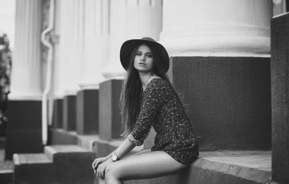 Picture look, girl, black and white, sweetheart, posts, model, watch, color, portrait, construction, hat, dress, steps, …