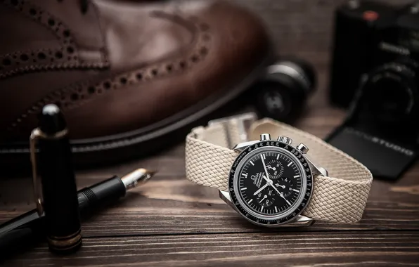 Picture pen, watch, the camera, handle, shoes, omega, composition