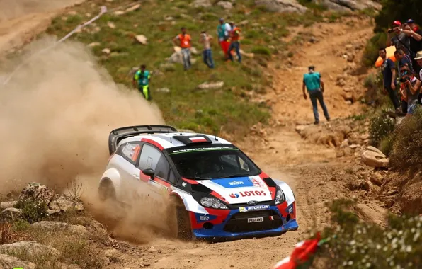 Picture dust, turn, ford, rally, wrc, the audience, fiesta, lotos, robert kubica, rk m-sport