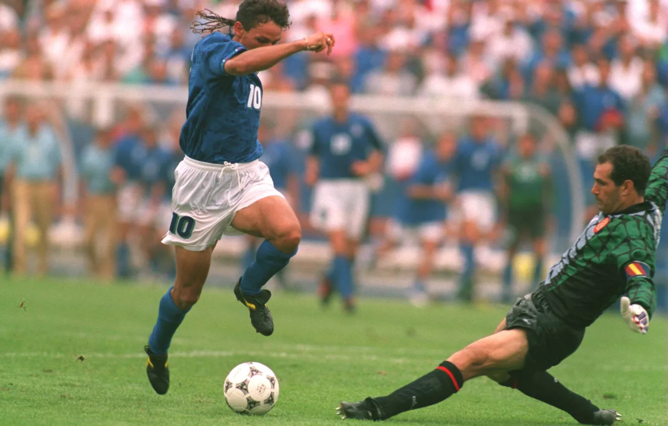 Photo wallpaper the ball, goalkeeper, Spain, 1994, Roberto Baggio, 10, Italy, The world Cup in the United …