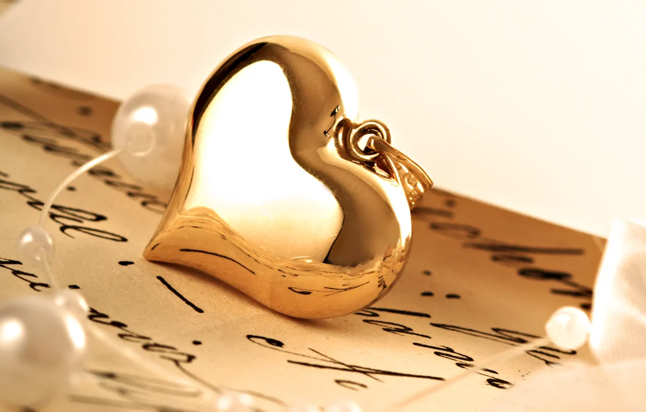 Wallpaper Letter Macro Love Gold Gift Heart Pendant Images