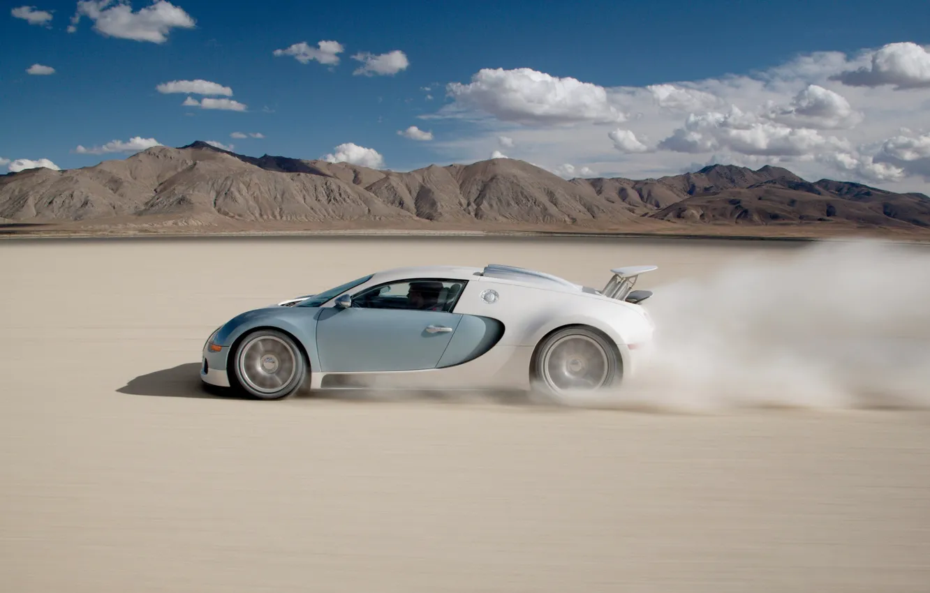 Photo wallpaper desert, Bugatti, Veyron