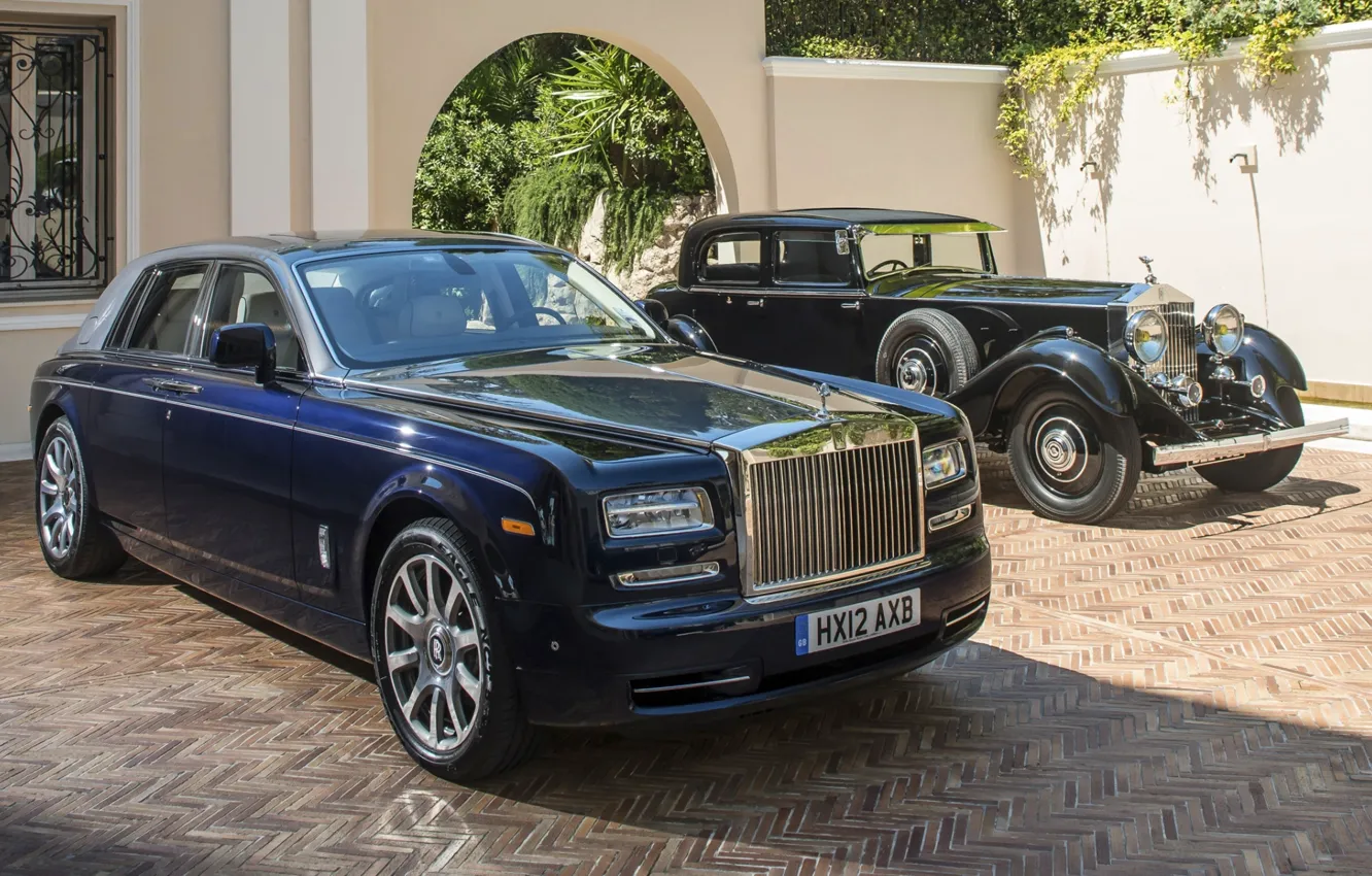 Photo wallpaper background, Rolls-Royce, Phantom, sedan, the front, limousine, Phantom, old and new, Rolls-Royce