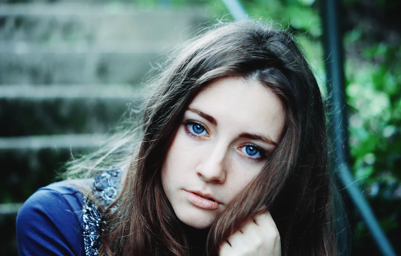Wallpaper look, girl, brown hair, blue-eyed images for desktop, section  девушки - download
