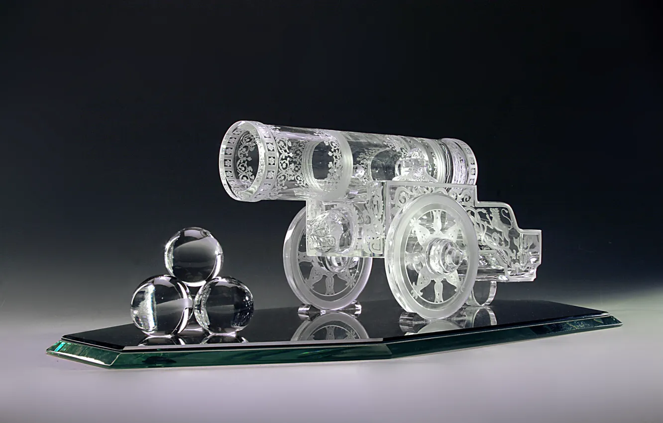 Photo wallpaper glass, wheel, mirror, crystal, gun, engraving, decor, kernel, Gus ' -Khrustal'nyy